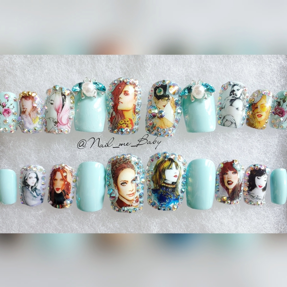 Luxurious press-on Nails